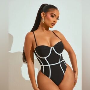 Fashion Nova Classic Touch Underwire Swimsuit